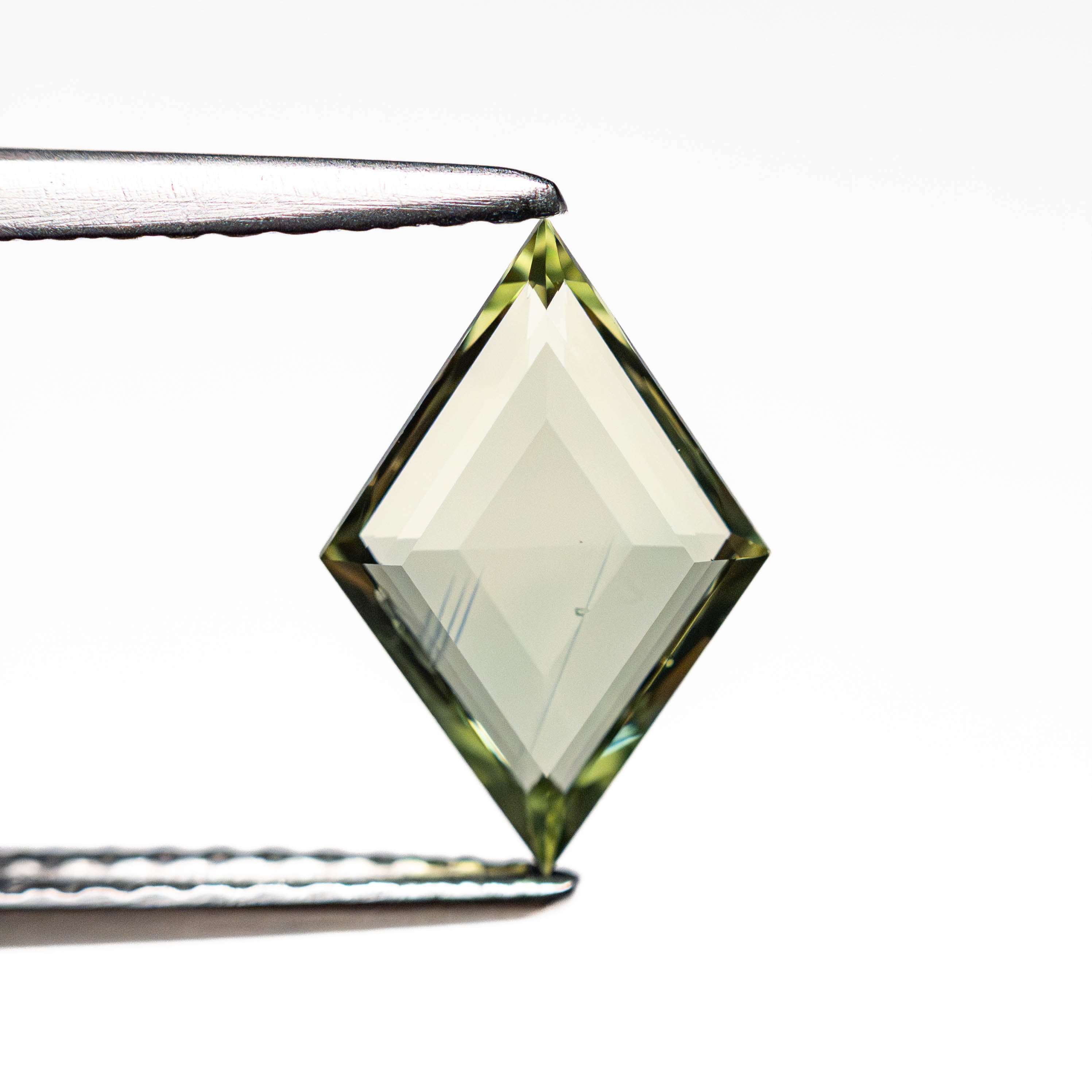 Green Kite step - cut sapphire - 12th HOUSE