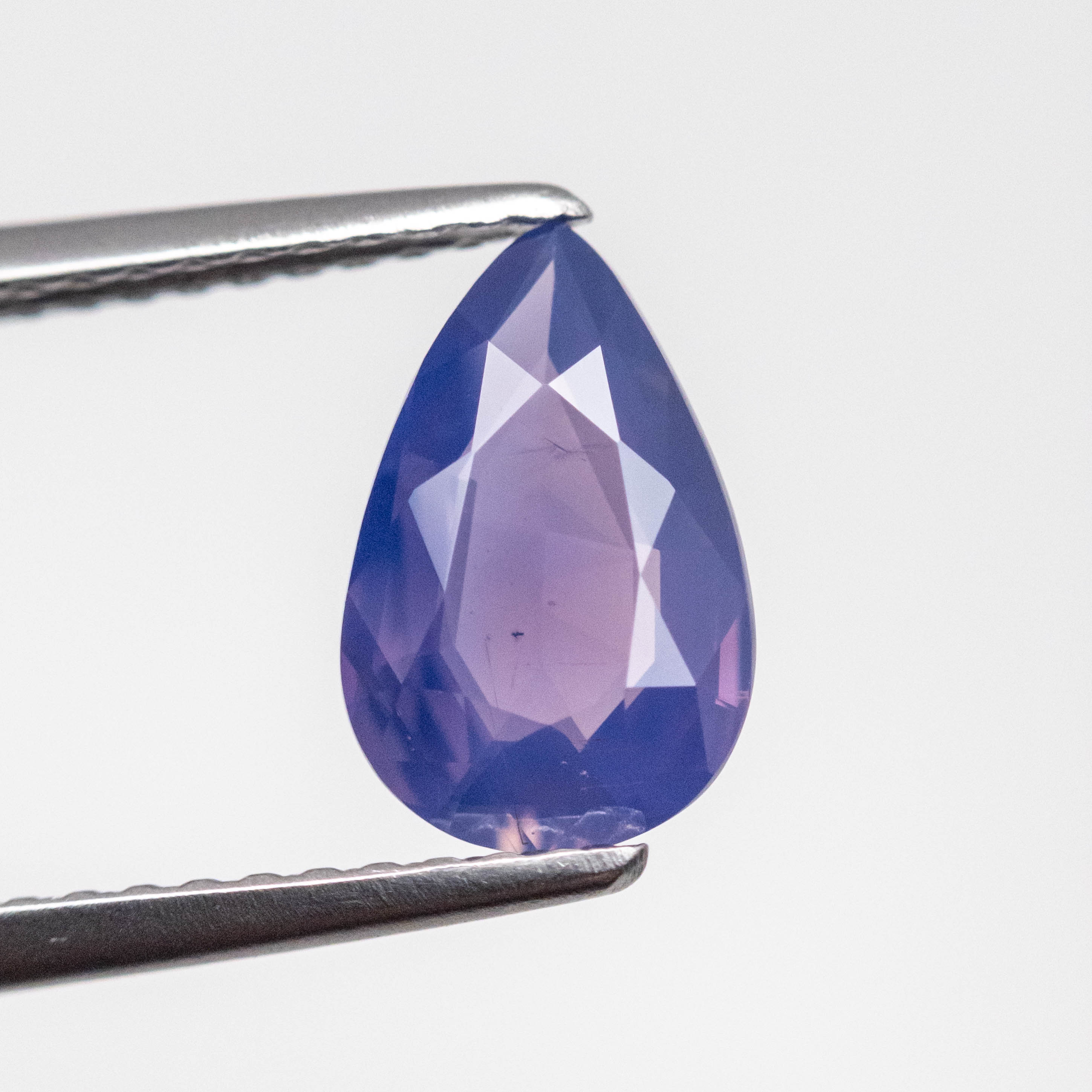 1.31ct Violet teardrop sapphire - 12th HOUSE