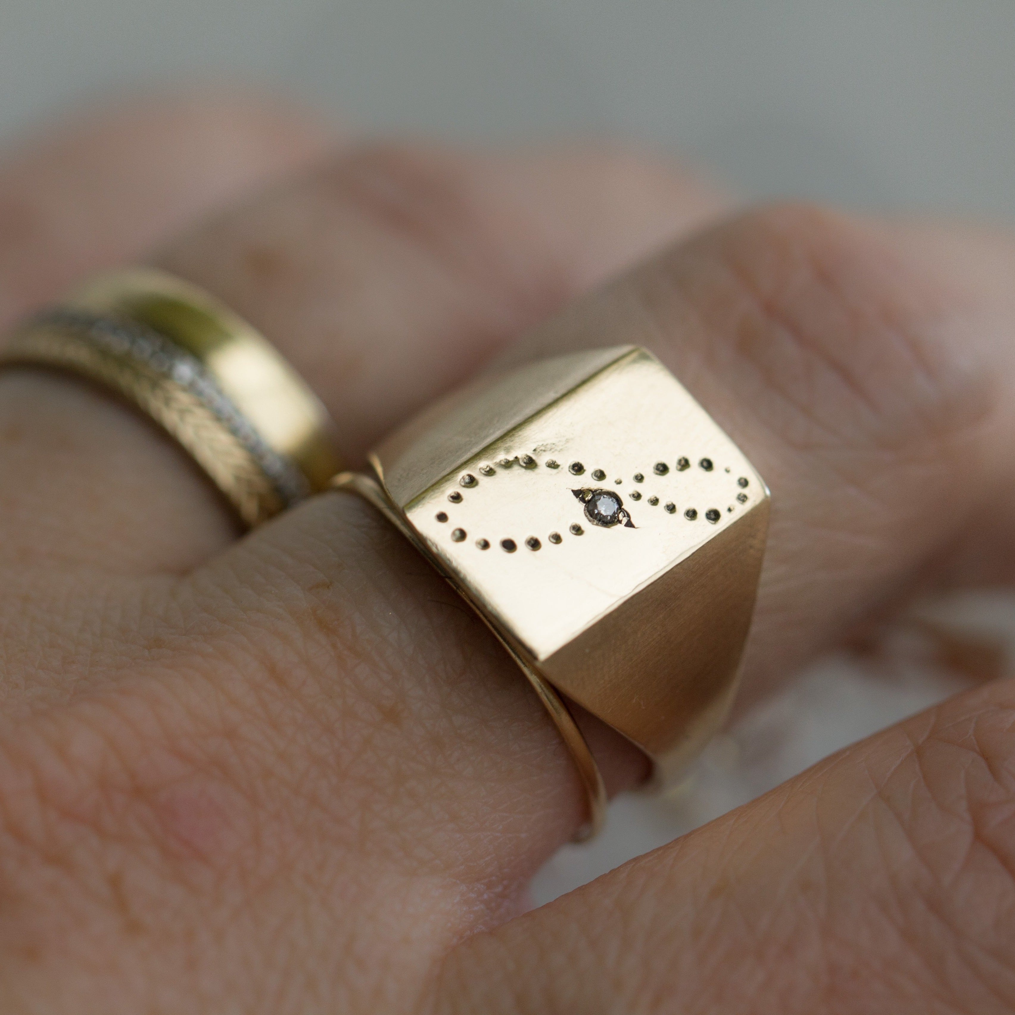 archive | size 6.75 Analemma Signet Ring - 12th HOUSE