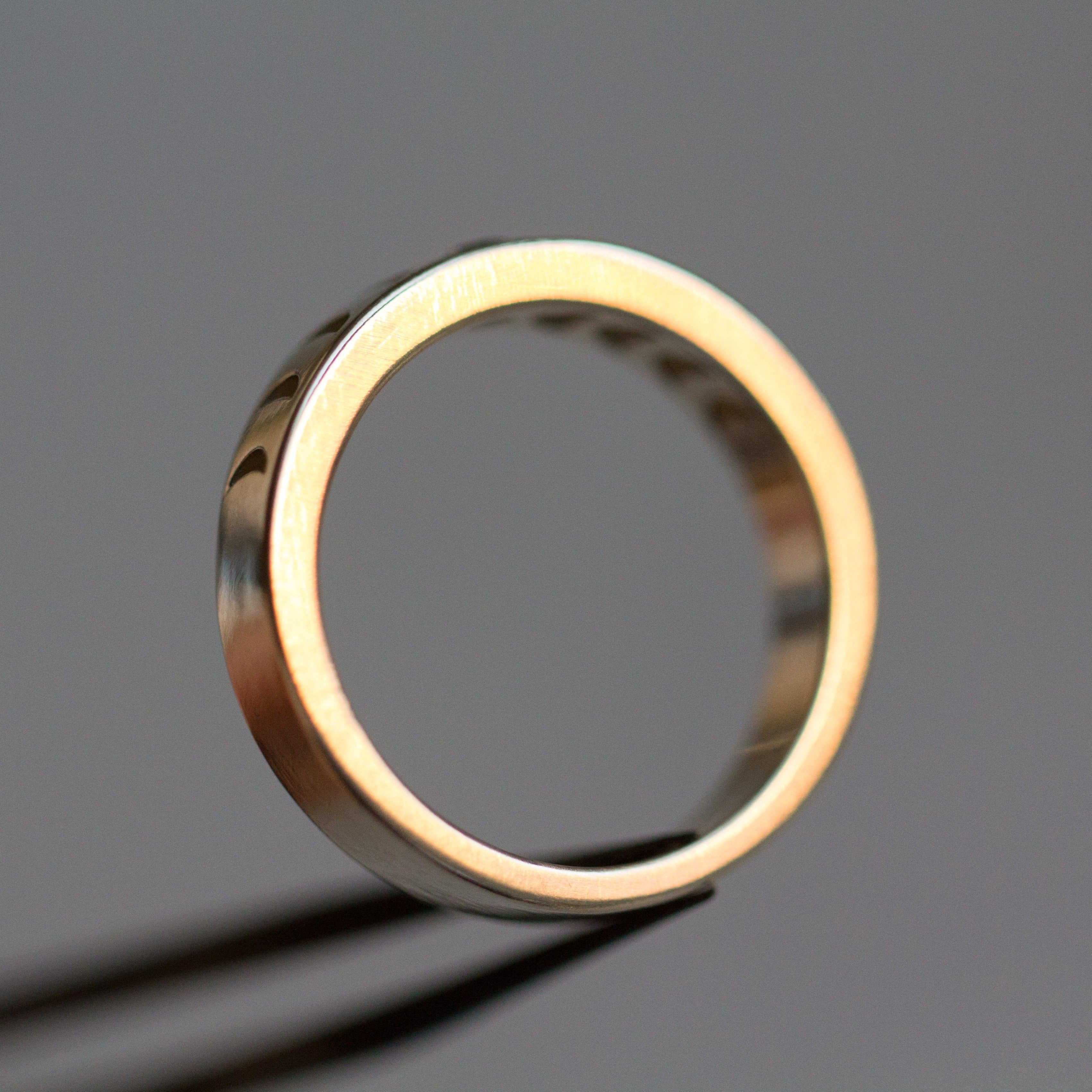 Moon Phase Ring | 4mm wide | gemstones - 12th HOUSE